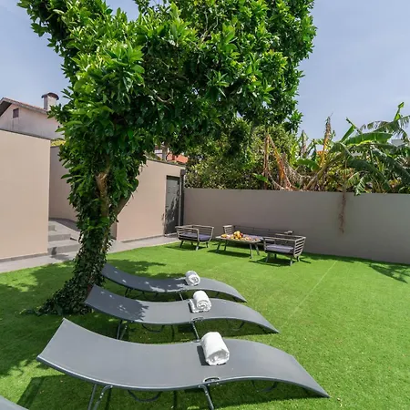 Cozy With Pool Near Airport By Hostwise Appartamento *