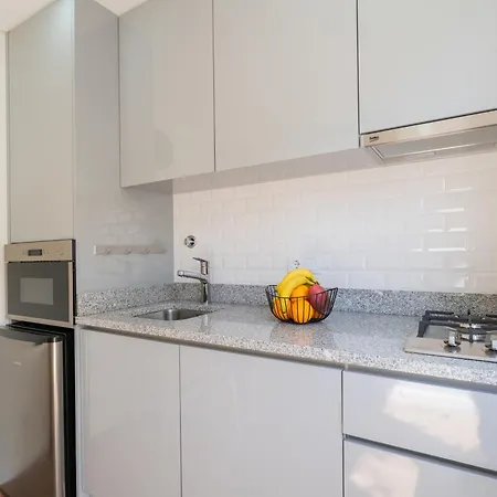 Cozy With Pool Near Airport By Hostwise * Moreira (Porto)
